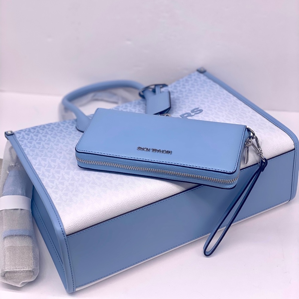MICHAEL KORS Mirella Medium Ombré Logo Tote Bag and Continental Wallet Set - Picture 6 of 12